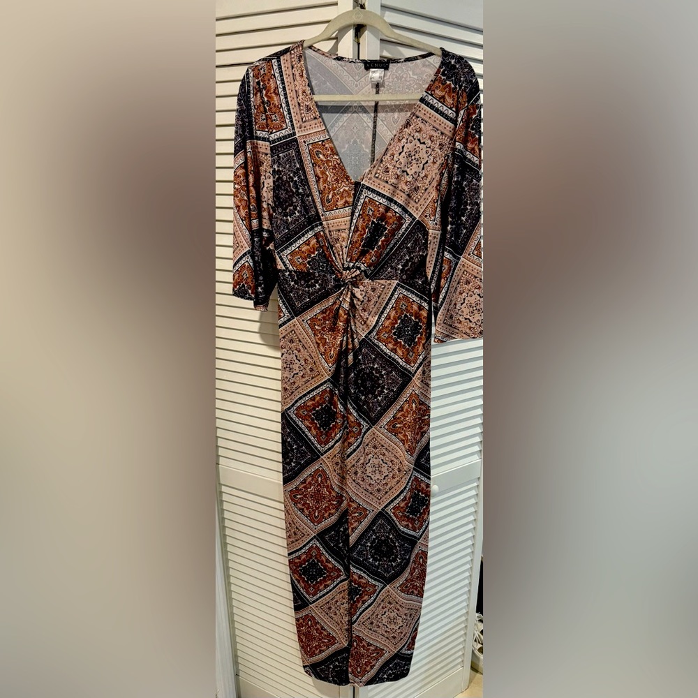 Maternity maxi dress